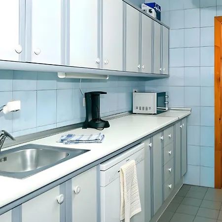Apartment Amplio Familiar En La Zona Baja De - Ideal 8 Personas